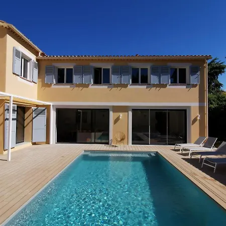 Captivating 8Bed House In Saint-Tropez Beach 25Min Prázdninový dům